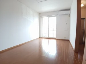 のマンスリーマンション・ウィークリーマンション「グランシャリオⅡ 102・洋室(No.1295175)」メイン画像