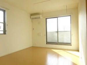 三重郡朝日町のマンスリーマンション・ウィークリーマンション「ディアコ－トⅡ 203・洋室(No.1295229)」メイン画像