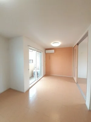 のマンスリーマンション・ウィークリーマンション「サニーヒル参番館 102・洋室(No.1295232)」メイン画像