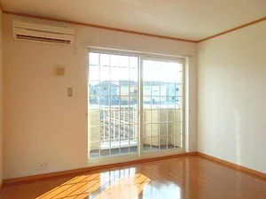 のマンスリーマンション・ウィークリーマンション「リア　フォレスト　サガラ 103・洋室(No.1295257)」メイン画像