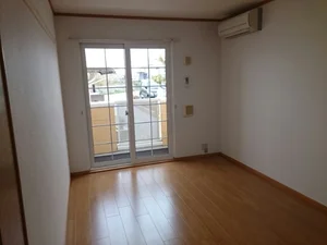 和歌山県のマンスリーマンション・ウィークリーマンション「ラ・メゾン・アンソレイエⅢ 101・洋室(No.1295321)」メイン画像