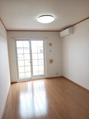 御坊駅（和歌山県）のマンスリーマンション・ウィークリーマンション「ラ・メゾン・アンソレイエⅢ 101・洋室(No.1295321)」メイン画像