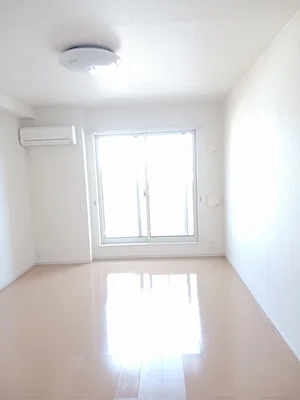 のマンスリーマンション・ウィークリーマンション「ボンヌ・シャンス 202・洋室(No.1295324)」メイン画像