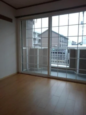 松江市のマンスリーマンション・ウィークリーマンション「セゾン　プレサイト 102・洋室(No.1295373)」メイン画像