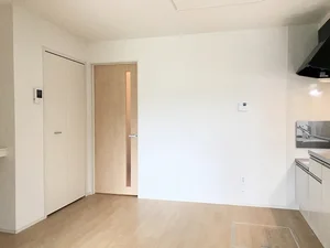 のマンスリーマンション・ウィークリーマンション「アヴェンタ　ドールⅢ 101・洋室(No.1295504)」メイン画像