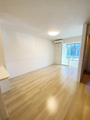 のマンスリーマンション・ウィークリーマンション「セイバリーＫⅣ 102・洋室(No.1295659)」メイン画像