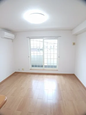 のマンスリーマンション・ウィークリーマンション「ガーデン厚狭 201・洋室(No.1295695)」メイン画像