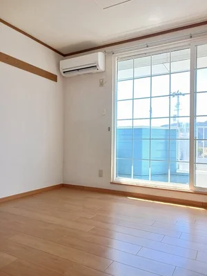 のマンスリーマンション・ウィークリーマンション「グレイスランド鳴門Ａ 205・洋室(No.1295720)」メイン画像