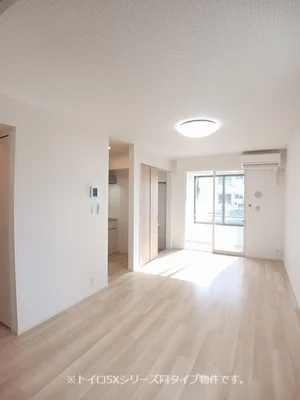 のマンスリーマンション・ウィークリーマンション「アプファールドⅠ 101・洋室(No.1295765)」メイン画像