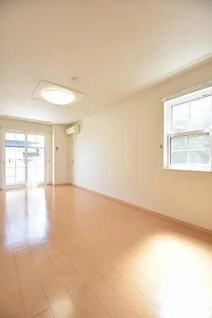 のマンスリーマンション・ウィークリーマンション「カーサ　セレーノ 101・洋室(No.1296007)」メイン画像