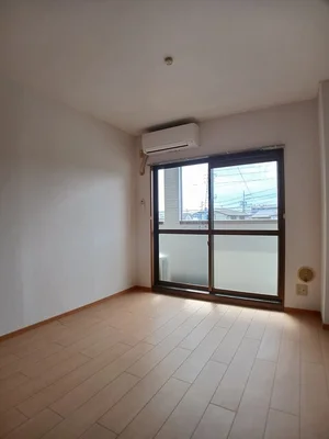 のマンスリーマンション・ウィークリーマンション「サンプラザ出口 203・洋室(No.1296139)」メイン画像