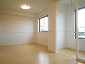 のマンスリーマンション・ウィークリーマンション「コンフォート８５６　Ⅱ 102・洋室(No.1296184)」メイン画像