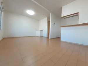 のマンスリーマンション・ウィークリーマンション「プリムローズガーデン 204・洋室(No.1296220)」メイン画像