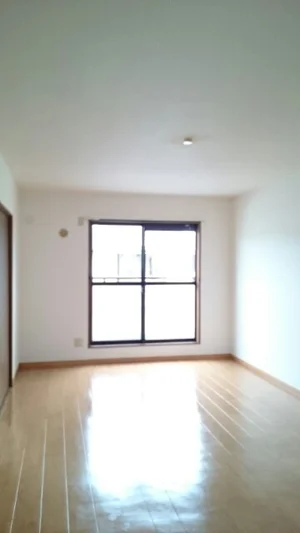 のマンスリーマンション・ウィークリーマンション「クレストール森松Ⅱ 202・洋室(No.1296285)」メイン画像