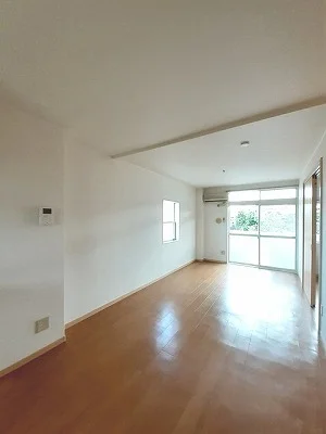 のマンスリーマンション・ウィークリーマンション「ニューシティー八栗口Ｂ 201・洋室(No.1296286)」メイン画像