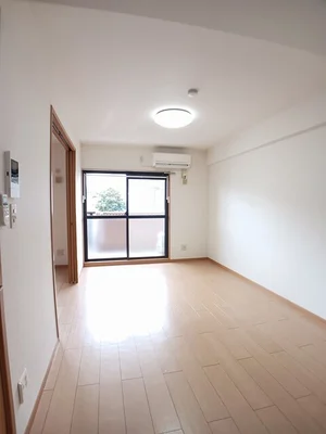 のマンスリーマンション・ウィークリーマンション「セントラルヒルズ 203・洋室(No.1296308)」メイン画像