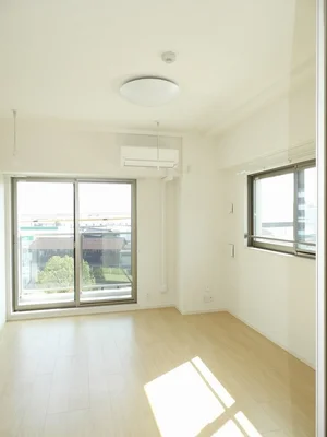 のマンスリーマンション・ウィークリーマンション「スカイブルー・ヨシ 504・洋室(No.1296329)」メイン画像