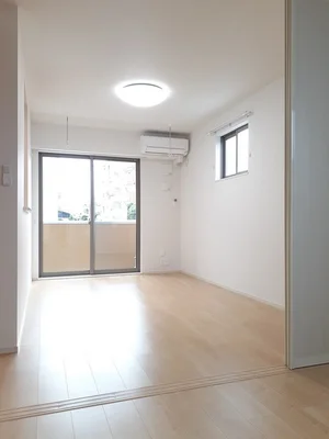 鹿児島中央駅（鹿児島県）・鹿児島中央駅前駅（鹿児島県）のマンスリーマンション・ウィークリーマンション「レイモンドジャルダン 101・洋室(No.1296475)」メイン画像