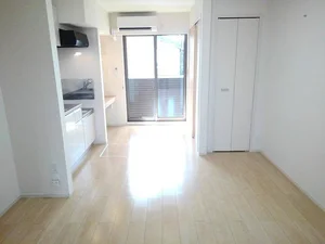 のマンスリーマンション・ウィークリーマンション「ラ　ルーチェ 101・洋室(No.1296488)」メイン画像