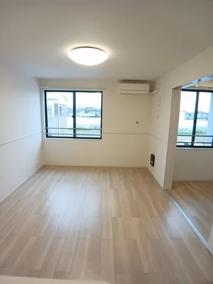 のマンスリーマンション・ウィークリーマンション「スペランツァⅡ 203・洋室(No.1296629)」メイン画像