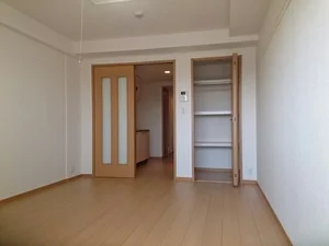 大阪市住吉区のマンスリーマンション・ウィークリーマンション「サンリット　オカ 502・洋室(No.1296712)」メイン画像