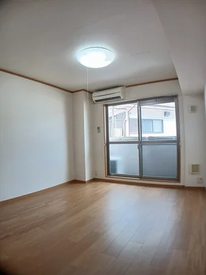 のマンスリーマンション・ウィークリーマンション「セイバリ－東矢倉 201・洋室(No.1296881)」メイン画像