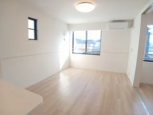 のマンスリーマンション・ウィークリーマンション「ノルデン　ヒュッテ 203・洋室(No.1297178)」メイン画像