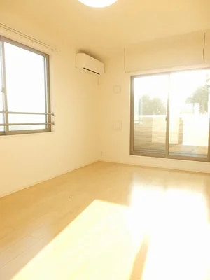 のマンスリーマンション・ウィークリーマンション「プーロ　フィウーメ 301・洋室(No.1297276)」メイン画像