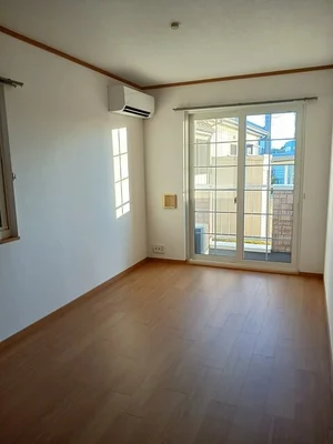 のマンスリーマンション・ウィークリーマンション「ラインロマンツェ 103・洋室(No.1297295)」メイン画像