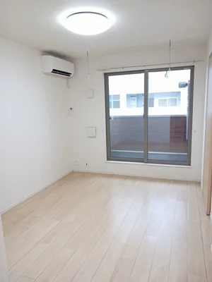 のマンスリーマンション・ウィークリーマンション「カーサ　デ　アドベ 201・洋室(No.1297351)」メイン画像