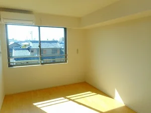 名古屋音楽大学周辺のマンスリーマンション・ウィークリーマンション「セルフィーユ・メゾン 303・洋室(No.1297445)」メイン画像