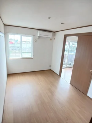 のマンスリーマンション・ウィークリーマンション「カルフールⅡ 102・洋室(No.1297476)」メイン画像