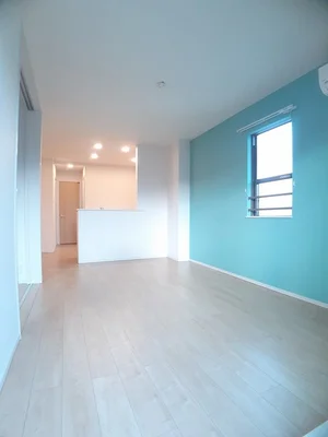 のマンスリーマンション・ウィークリーマンション「ヴェルソー有本Ⅲ 201・洋室(No.1297556)」メイン画像