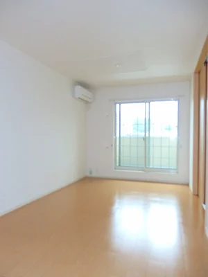 のマンスリーマンション・ウィークリーマンション「ラ・リズィエール　１番館 202・洋室(No.1297630)」メイン画像