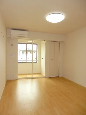 のマンスリーマンション・ウィークリーマンション「カーサ　セレナ 101・洋室(No.1297637)」メイン画像