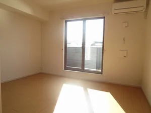 のマンスリーマンション・ウィークリーマンション「アン・ソレアード　Ｂ 203・洋室(No.1297656)」メイン画像