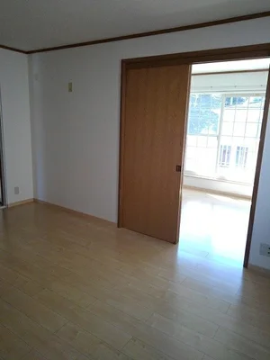 のマンスリーマンション・ウィークリーマンション「セピア高津　弐番館 203・洋室(No.1297743)」メイン画像