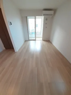 愛媛県のマンスリーマンション・ウィークリーマンション「サリーレ・Ｋ　Ⅲ 101・洋室(No.1297989)」メイン画像