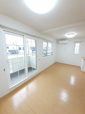 のマンスリーマンション・ウィークリーマンション「ノーヴァ・メゾン 201・洋室(No.1298002)」メイン画像