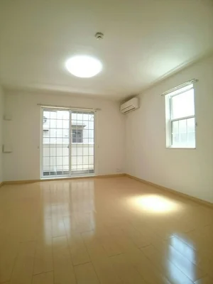 のマンスリーマンション・ウィークリーマンション「フォレストコート明神Ⅱ 102・洋室(No.1298018)」メイン画像