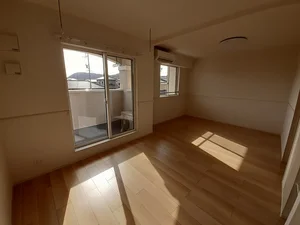 のマンスリーマンション・ウィークリーマンション「ル・トン・セラン 203・洋室(No.1298024)」メイン画像