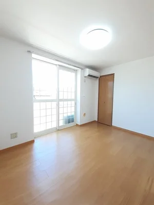 のマンスリーマンション・ウィークリーマンション「オーブリー鳴門　Ｂ 203・洋室(No.1298062)」メイン画像