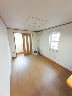 のマンスリーマンション・ウィークリーマンション「ベルソレイユ弐番館 201・洋室(No.1298266)」メイン画像