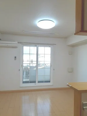 のマンスリーマンション・ウィークリーマンション「ラ・リヴィエール 202・洋室(No.1298294)」メイン画像