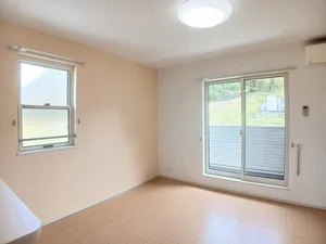 のマンスリーマンション・ウィークリーマンション「サンライズ霞　Ⅰ 201・洋室(No.1298303)」メイン画像