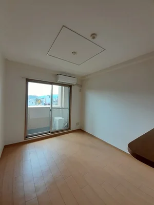 のマンスリーマンション・ウィークリーマンション「パールヒルズ入江町 502・洋室(No.1298318)」メイン画像