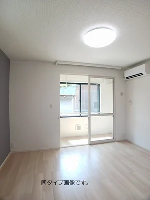 のマンスリーマンション・ウィークリーマンション「メール　エ　プラージュ 102・洋室(No.1298338)」メイン画像