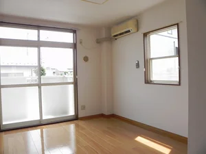 のマンスリーマンション・ウィークリーマンション「ファミールＫＯＢＡＹＡＳＨＩ 105・洋室(No.1298345)」メイン画像