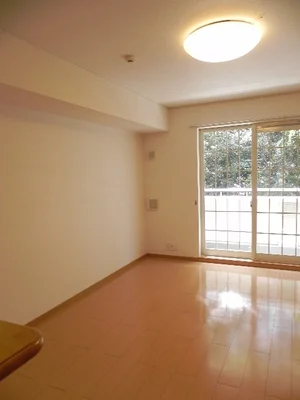 のマンスリーマンション・ウィークリーマンション「アルコ　イリス 103・洋室(No.1298377)」メイン画像