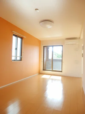 のマンスリーマンション・ウィークリーマンション「サンガーデンⅡ 206・洋室(No.1298389)」メイン画像